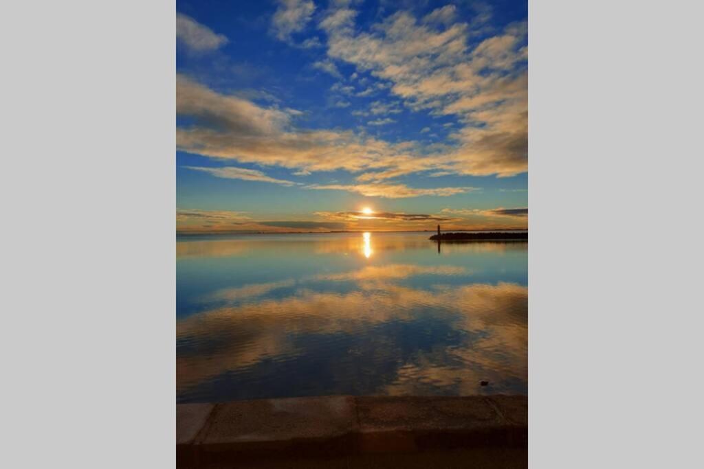 Appartement Cosy Dans Residence Sur Le Port De Marseillan 马瑟伊兰 外观 照片